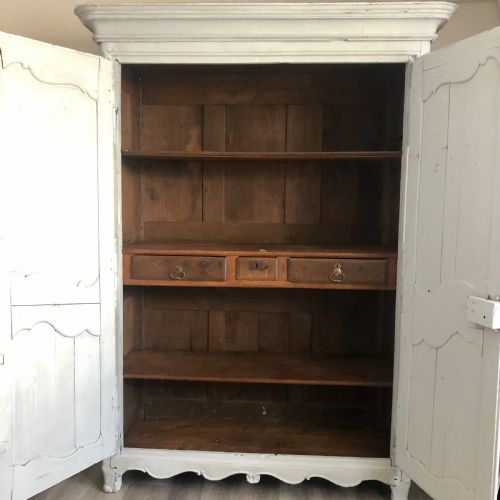 EARLY 19TH CENTURY ANTIQUE FRENCH OAK PAINTED ARMOIRE - ADDITIONAL PHOTO 5