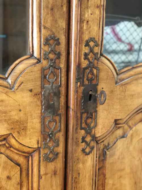 ANTIQUE FRENCH GLAZED DISPLAY CABINET - ADDITIONAL PHOTO 8