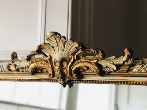 ANTIQUE FRENCH GILT AND GESSO LEANER MIRROR OVERMANTEL - ADDITIONAL PHOTO 1