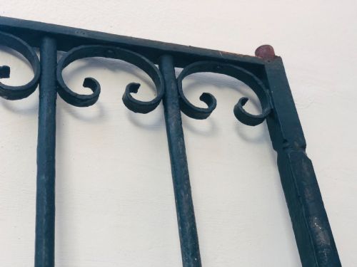 19TH CENTURY FRENCH ANTIQUE CAST IRON GATE C1850 - ADDITIONAL PHOTO 3
