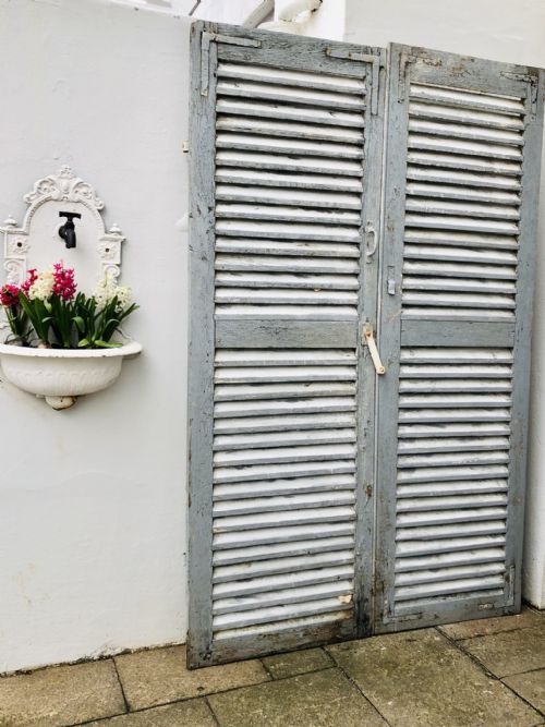 ANTIQUE FRENCH LARGE OAK PAINTED SHUTTERS - ADDITIONAL PHOTO 1