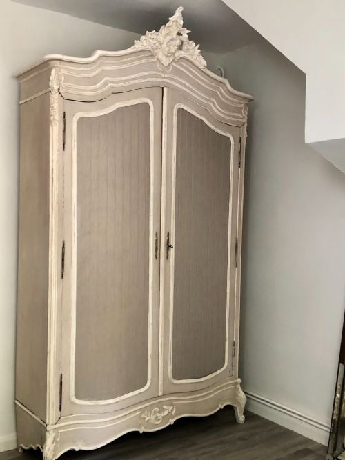 ANTIQUE FRENCH DOUBLE LOUIS XV PAINTED ARMOIRE - ADDITIONAL PHOTO 6