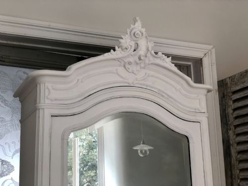 ANTIQUE FRENCH SINGLE ARMOIRE LINEN PRESS - ADDITIONAL PHOTO 2