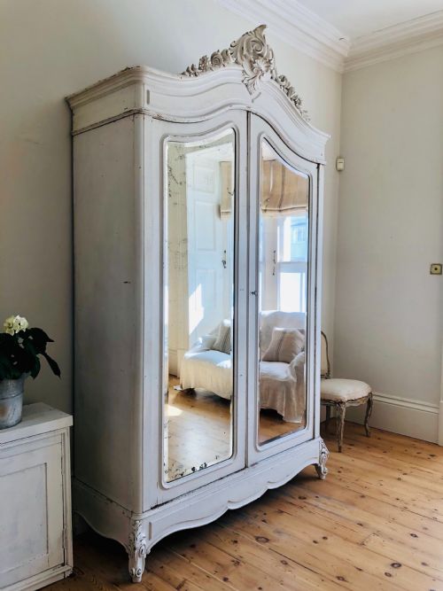 LARGE ANTIQUE FRENCH LOUIS XV ARMOIRE WARDROBE WITH HANGING RAIL - ADDITIONAL PHOTO 5