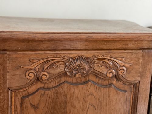 ANTIQUE FRENCH OAK LOUIS XV CUPBOARD - ADDITIONAL PHOTO 4