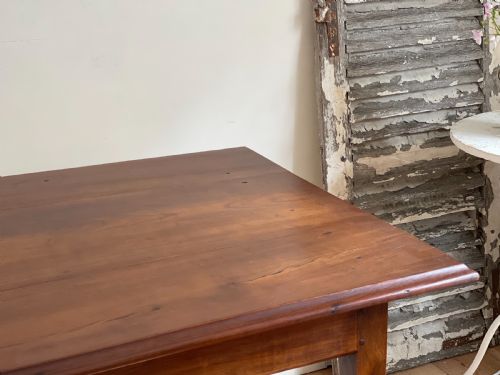 ANTIQUE FRENCH FARMHOUSE TABLE - ADDITIONAL PHOTO 5