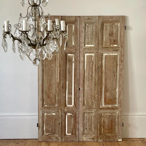 ANTIQUE FRENCH OAK BIFOLDING SHUTTERS - ADDITIONAL PHOTO 2