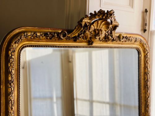 19TH CENTURY FRENCH GILT OVERMANTEL MIRROR MERCURY GLASS - ADDITIONAL PHOTO 3