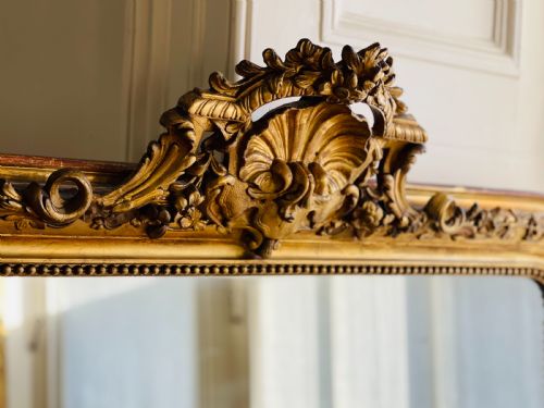 19TH CENTURY FRENCH GILT OVERMANTEL MIRROR MERCURY GLASS - ADDITIONAL PHOTO 5