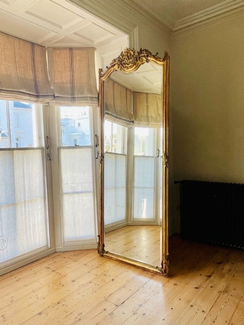 19TH CENTURY FRENCH GILT LOUIS XV MIRROR - ADDITIONAL PHOTO 2