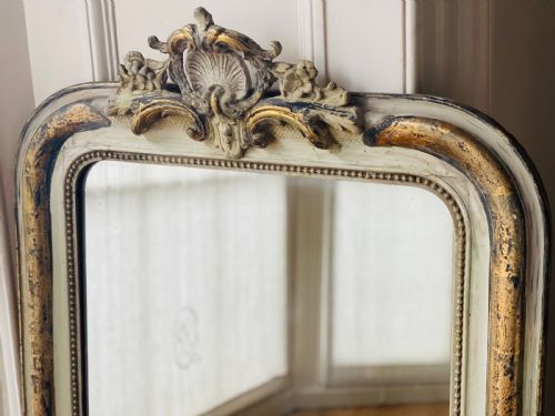 19TH CENTURY FRENCH LOUIS XV GILT AND GESSO MIRROR - ADDITIONAL PHOTO 7