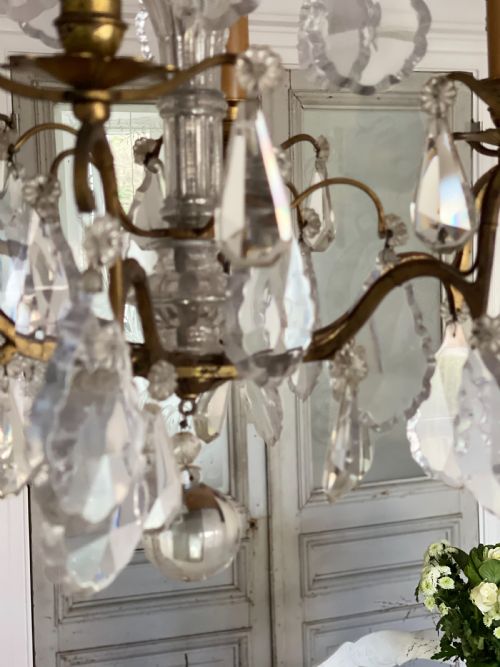 ANTIQUE FRENCH CHANDELIER - ADDITIONAL PHOTO 1