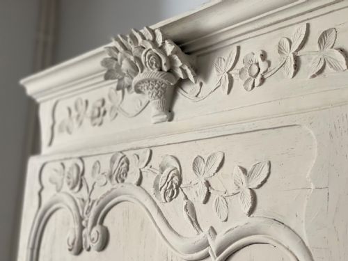 ANTIQUE FRENCH PAINTED OAK CUPBOARD - ADDITIONAL PHOTO 1