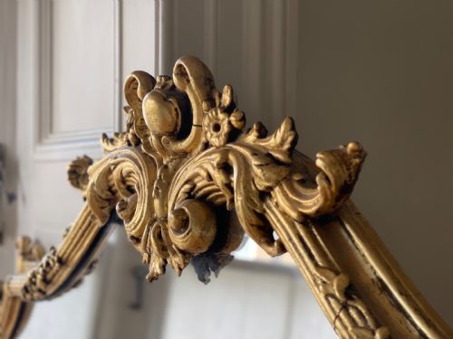 LARGE ANTIQUE FRENCH GILT MIRROR - ADDITIONAL PHOTO 1
