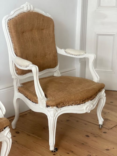PAIR OF 19TH CENTURY FRENCH LOUIS XV CHAIRS - ADDITIONAL PHOTO 3