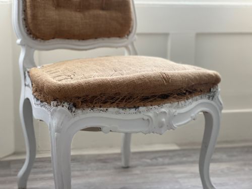 PAIR OF ANTIQUE FRENCH CHAIRS - ADDITIONAL PHOTO 3