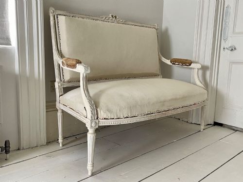 LATE 19TH CENTURY FRENCH LOUIS XVI SOFA CHAISE - ADDITIONAL PHOTO 11