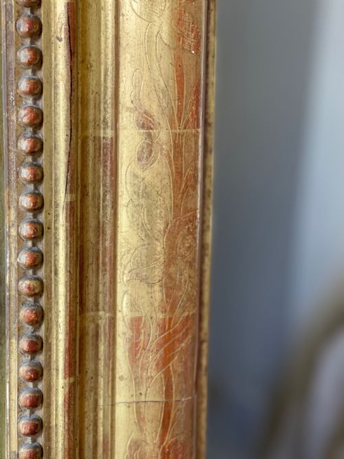 LARGE 19TH CENTURY FRENCH GILT LEANER MIRROR MERCURY GLASS - ADDITIONAL PHOTO 2