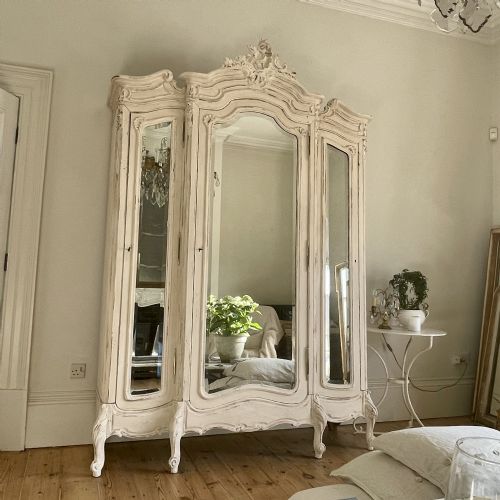 ANTIQUE FRENCH TRIPLE ARMOIRE - ADDITIONAL PHOTO 2