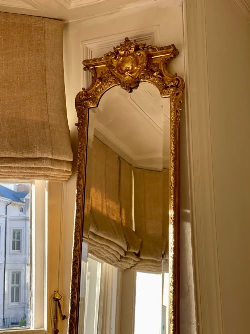 TALL 19TH CENTURY FRENCH GILT MIRROR - ADDITIONAL PHOTO 5