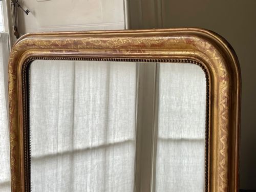 LARGE ANTIQUE FRENCH GILT LOUIS PHILIPPE MIRROR MERCURY GLASS - ADDITIONAL PHOTO 2