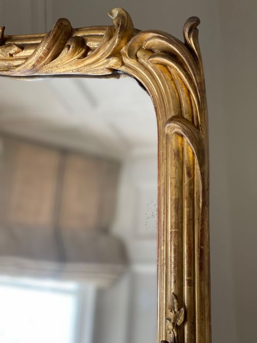 LARGE 19TH CENTURY ANTIQUE FRENCH GILT LEANER MIRROR MERCURY GLASS - ADDITIONAL PHOTO 5