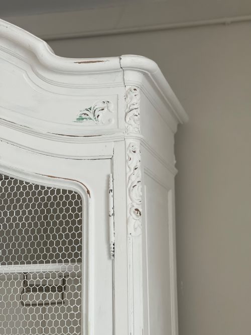 ANTIQUE FRENCH ARMOIRE WARDROBE - ADDITIONAL PHOTO 2