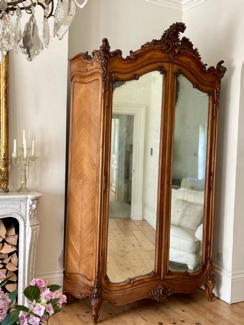 ANTIQUE FRENCH DOUBLE ARMOIRE WARDROBE WITH HANGING RAILS - ADDITIONAL PHOTO 8