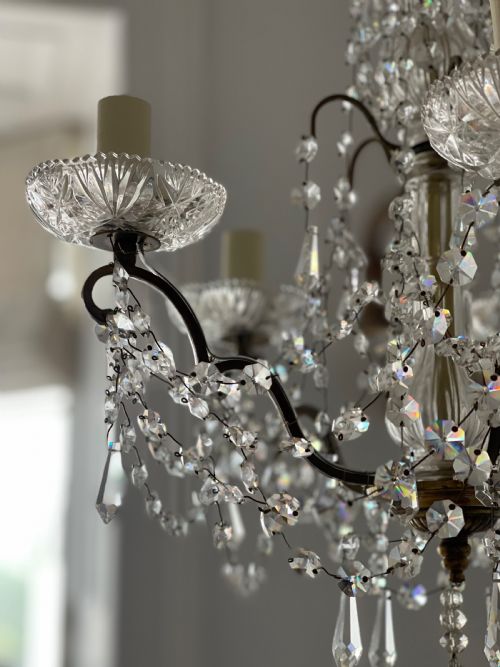 ANTIQUE FRENCH CRYSTAL CHANDELIER REWIRED - ADDITIONAL PHOTO 5