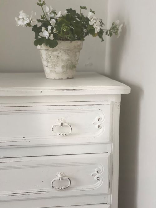 ANTIQUE FRENCH PAINTED CHEST OF DRAWERS - ADDITIONAL PHOTO 4