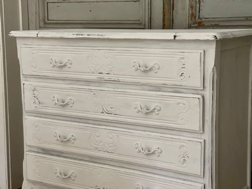 ANTIQUE FRENCH PAINTED CHEST OF DRAWERS - ADDITIONAL PHOTO 1