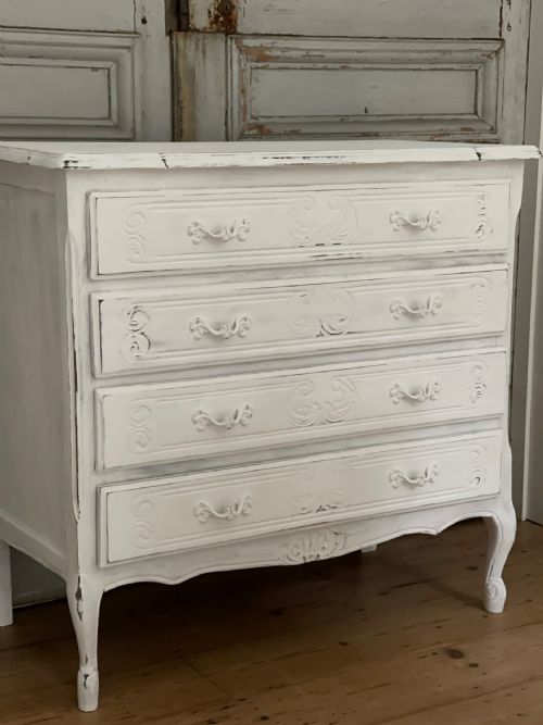 antique french painted chest of drawers - CATEGORY: ANTIQUE CHEST OF DRAWERS - DATED 1920