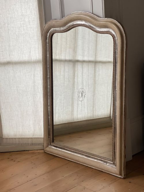 ANTIQUE FRENCH SILVER GILT AND BARE GESSO MIRROR - ADDITIONAL PHOTO 9
