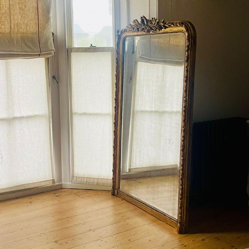 LARGE ANTIQUE FRENCH GILT LEANER MIRROR BEVELLED MERCURY GLASS - ADDITIONAL PHOTO 8