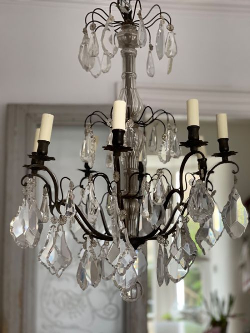 LARGE ANTIQUE FRENCH CRYSTAL CHANDELIER REWIRED - ADDITIONAL PHOTO 10
