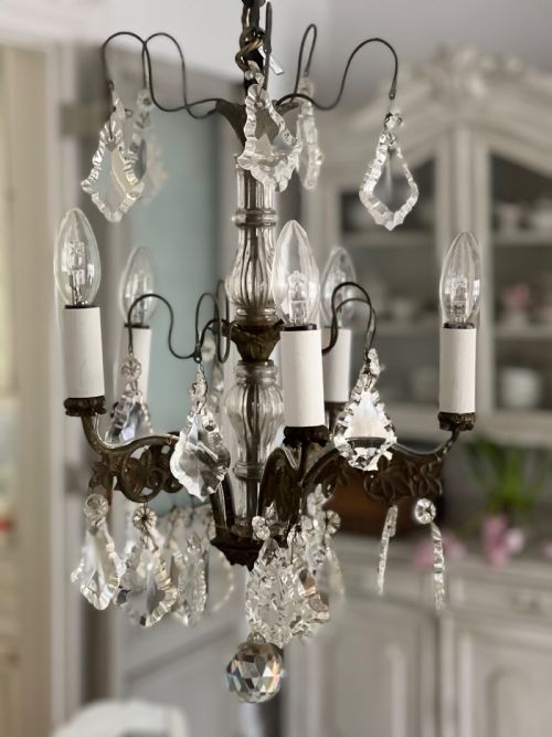 ANTIQUE FRENCH CRYSTAL CHANDELIER REWIRED - ADDITIONAL PHOTO 3