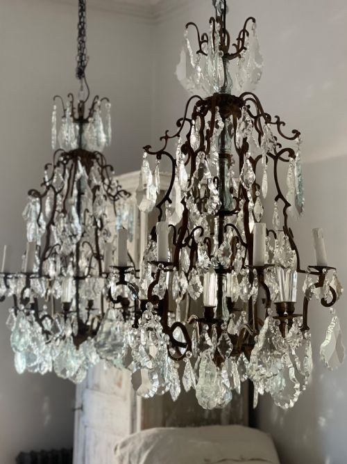 PAIR OF LARGE FRENCH CHANDELIERS - ADDITIONAL PHOTO 4