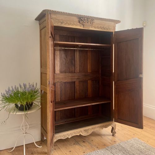 ANTIQUE FRENCH OAK WEDDING ARMOIRE WARDROBE WITH HANGING RAIL - ADDITIONAL PHOTO 2