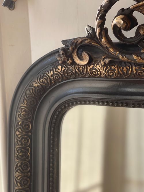 LARGE ANTIQUE FRENCH AND GILT EBONISED MIRROR - ADDITIONAL PHOTO 2