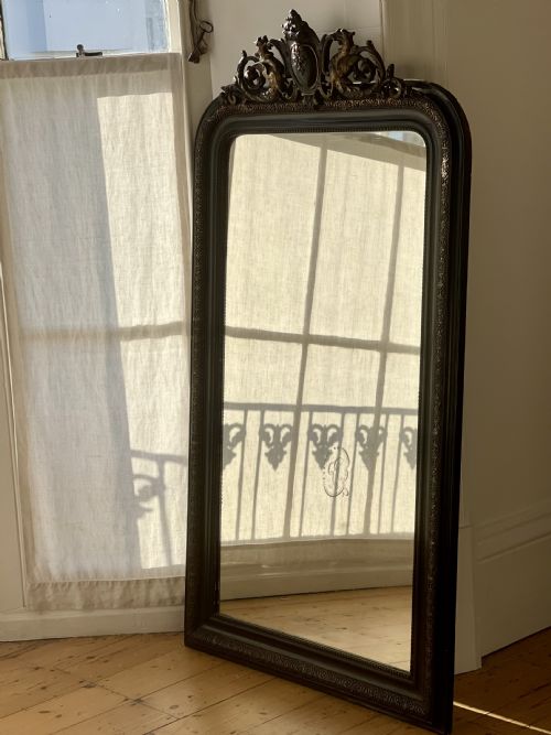 LARGE ANTIQUE FRENCH AND GILT EBONISED MIRROR - ADDITIONAL PHOTO 7