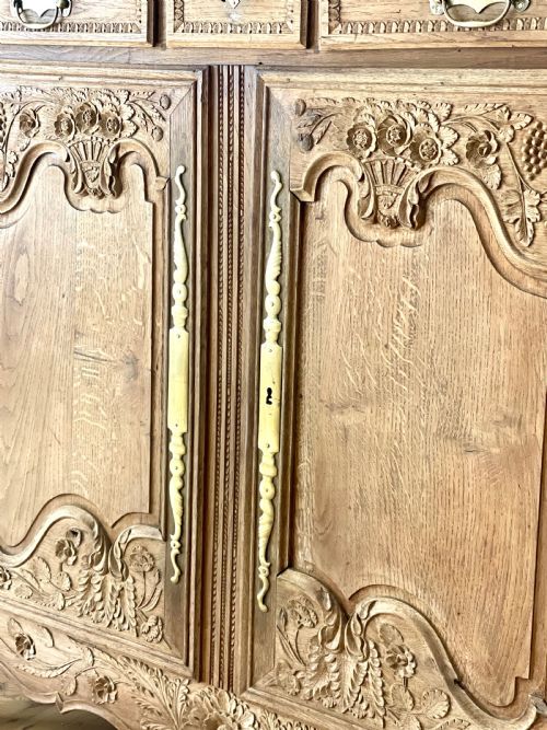 ANTIQUE FRENCH OAK CUPBOARDBUFFET - ADDITIONAL PHOTO 6