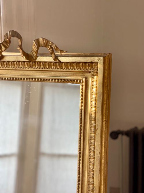 ANTIQUE FRENCH GILT LOUIS XVI RIBBON MIRROR - ADDITIONAL PHOTO 2