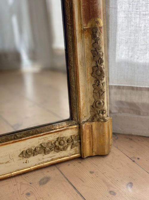 ANTIQUE FRENCH GILT AND GESSO MIRROR - ADDITIONAL PHOTO 1