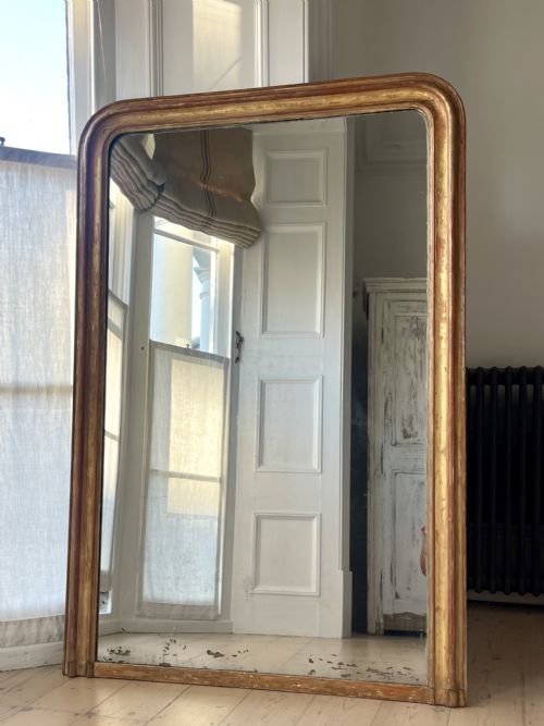 LARGE ANTIQUE FRENCH WORN GILT MIRROR - ADDITIONAL PHOTO 5