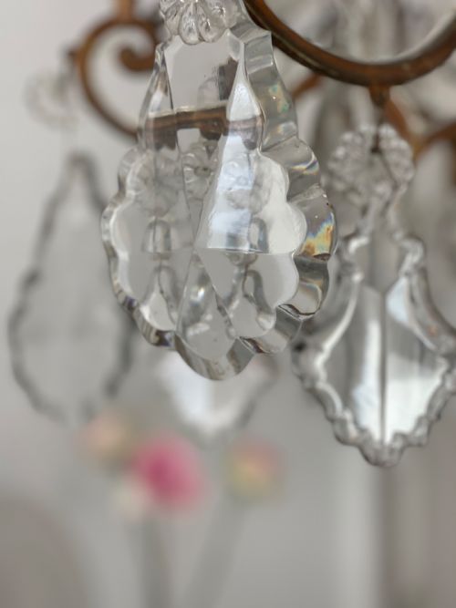 LARGE ANTIQUE FRENCH CRYSTAL 8 ARM CHANDELIER - ADDITIONAL PHOTO 4