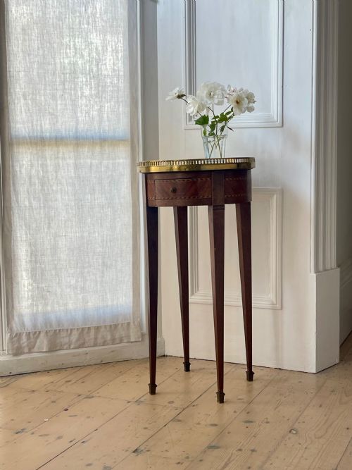 ANTIQUE FRENCH MARBLE OCCASIONAL TABLE - ADDITIONAL PHOTO 8