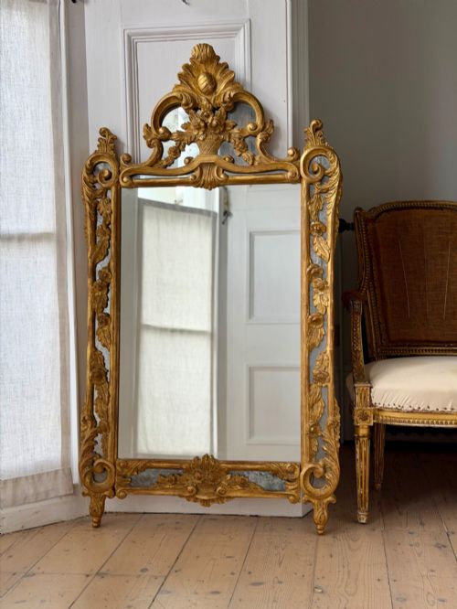 19TH CENTURY FRENCH GILTWOOD MIRROR - ADDITIONAL PHOTO 2