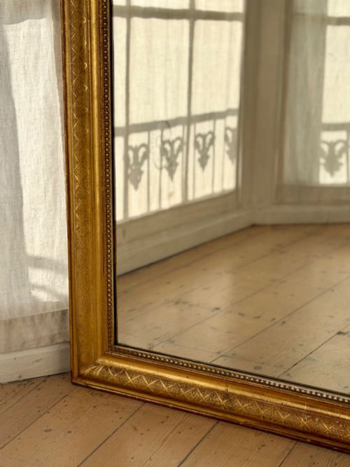 LARGE ANTIQUE FRENCH GILT MIRROR - ADDITIONAL PHOTO 3
