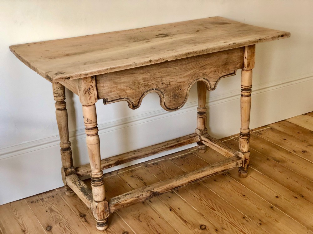French 19th century small oak table  View IV