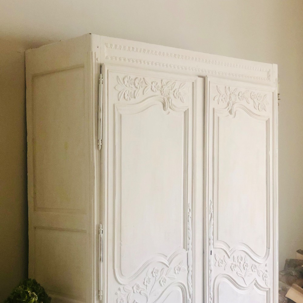 Antique French painted oak armoire/wardrobe/linen press with hanging rail View II